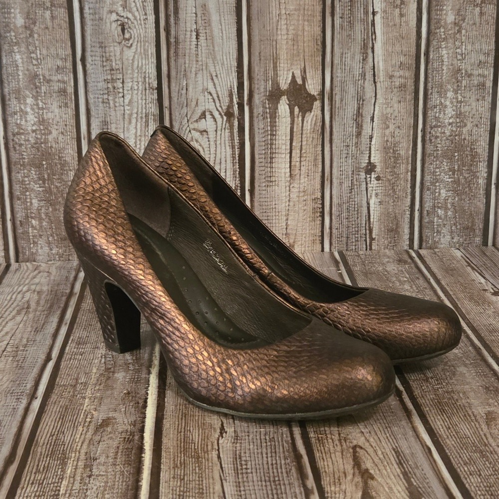 Sz 7 M Born Bronze Snake Print Embossed Leather Block Heel Pumps Shoes VGUC